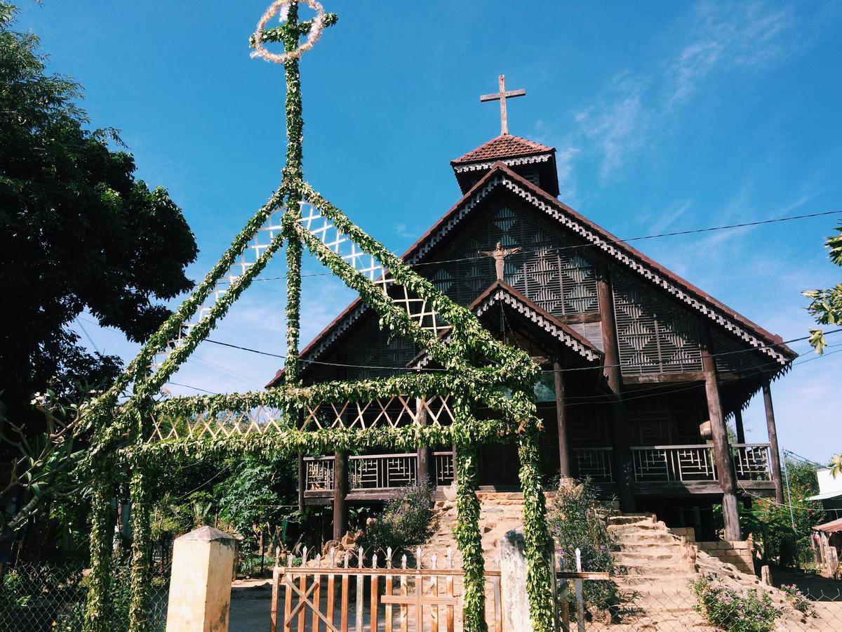 Vietnam Phuot Real Home Kon Tum Exterior photo